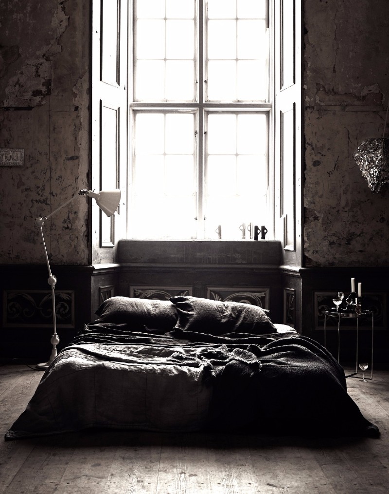 Elegance & Luxury with Dark Bedroom Designs - Master ...
