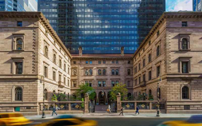 The Lotte New York Palace: An Icon of Style And Sophistication